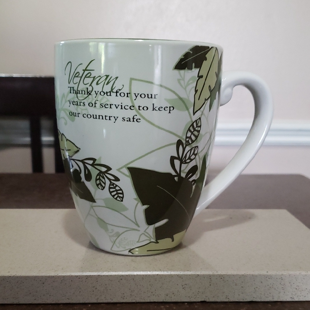 2018 Pavillion Mark My Words  "Veteran" Mug, 20 oz,  Green and White